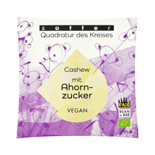 Laden Sie das Bild in den Galerie-Viewer, Zotter "Quadratur des Kreises" Vegane Milchschokolade mit Cashew und Ahornzucker 40%