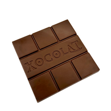Laden Sie das Bild in den Galerie-Viewer, Xocolat Vollmilchschokolade mit Rankenmuster - Vielen Dank!
